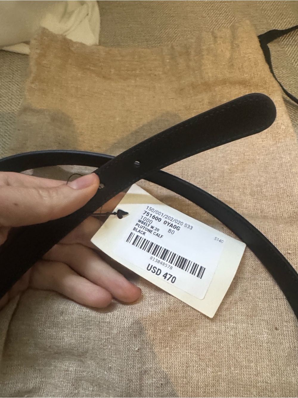 Gucci Black Leather Belt with Gold GUCCI Letter Buckle - Picture 5 of 5